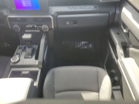 Used 2024 Toyota Tacoma SR image 13