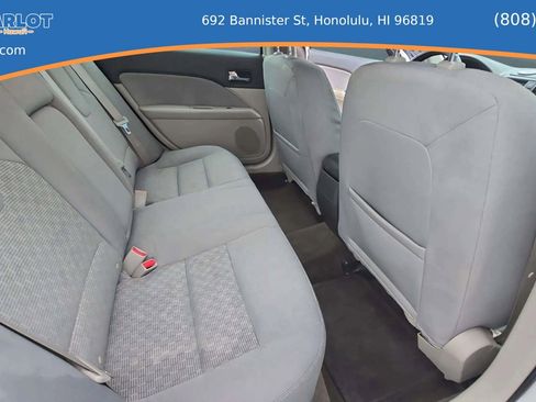 Used 2012 Ford Fusion SE image 16