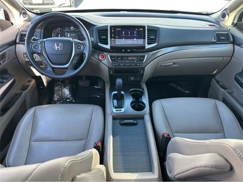 Used 2017 Honda Pilot EX-L image 8