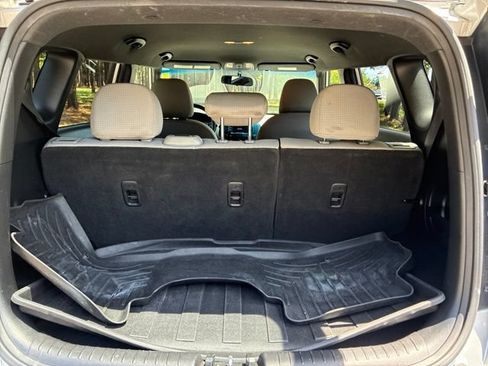 Used 2018 Kia Soul FWD image 17
