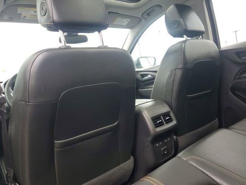 Used 2023 Chevrolet Equinox Premier image 33