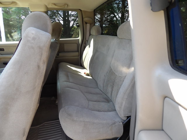 Used 2003 Chevrolet Silverado 1500 LS RWD image 12