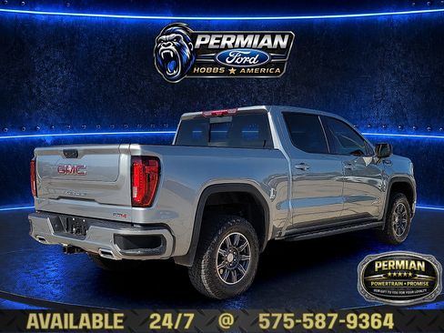 Used 2026 GMC Sierra 1500 AT4 w/ AT4 Premium Package AWD/4WD image 4