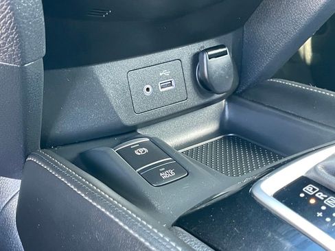 Certified 2019 Nissan Rogue SL w/ Premium Package image 22