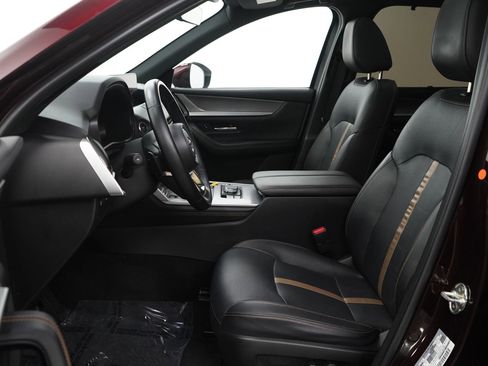 Used 2024 MAZDA CX-90 Plug-In Hybrid w/ Premium Plus image 17