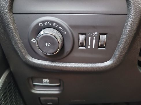 New 2026 Jeep Grand Cherokee Limited AWD/4WD image 32