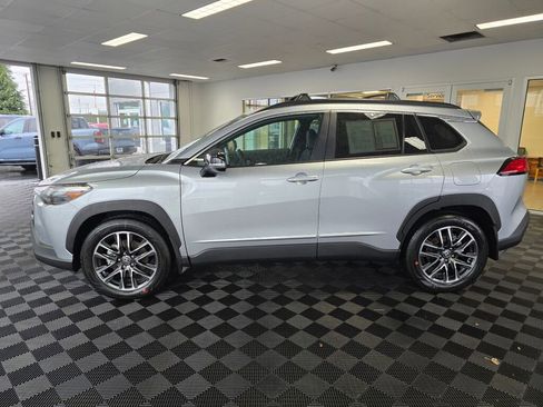 Certified 2026 Toyota Corolla Cross XLE image 6