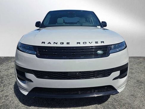 New 2026 Land Rover Range Rover Sport Dynamic SE AWD/4WD image 8