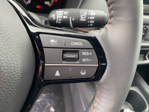 Used 2025 Honda HR-V Sport image 16