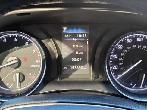Used 2019 Toyota Camry SE image 11