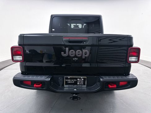Used 2021 Jeep Gladiator Rubicon image 13