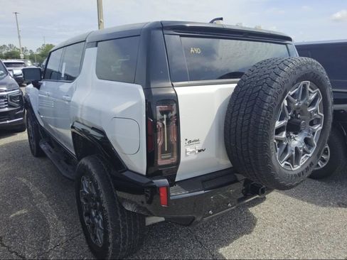 Used 2024 GMC Hummer EV 3X AWD/4WD image 4