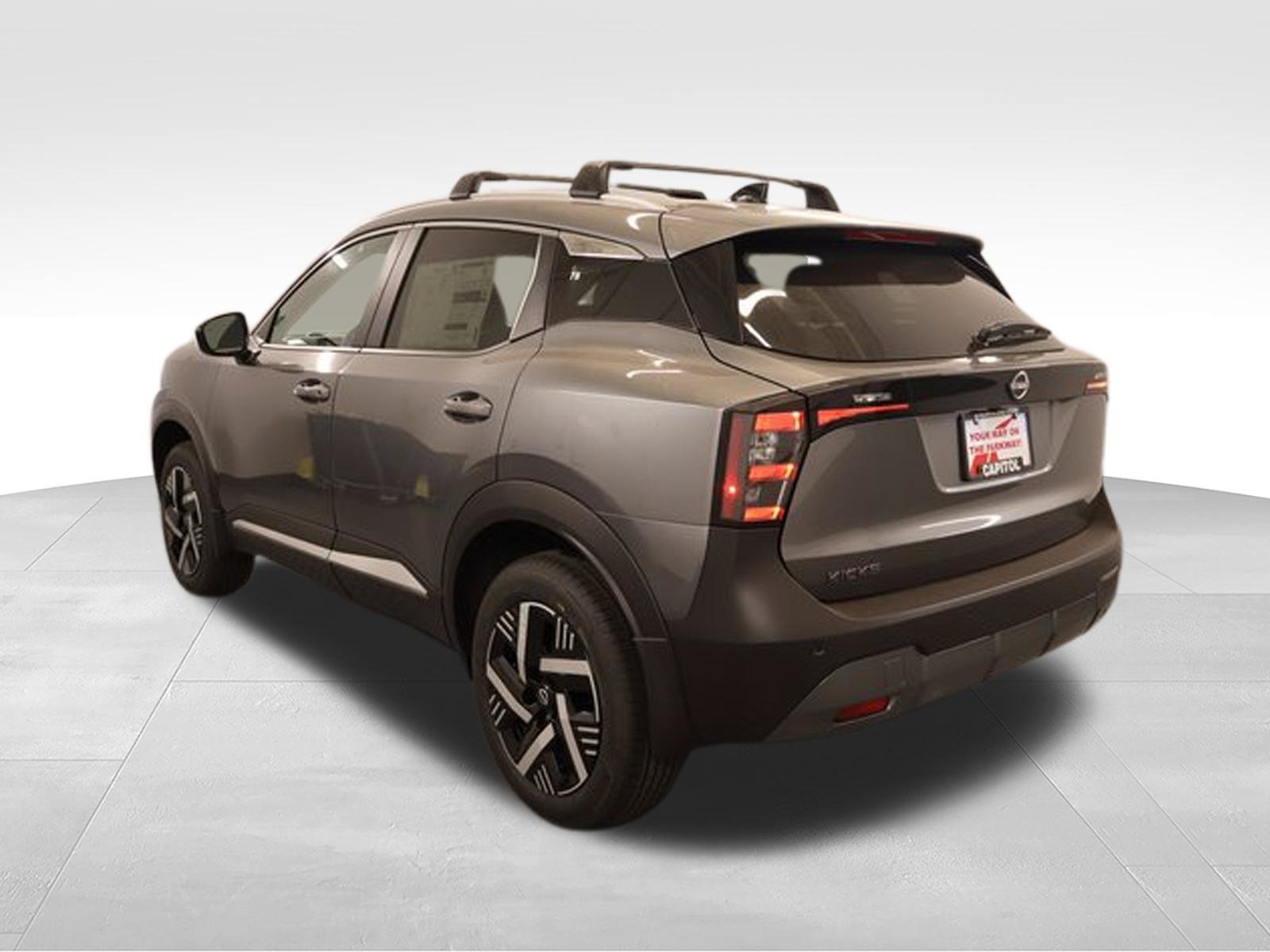 New 2026 Nissan Kicks SV w/ Cold Weather Package FWD image 4