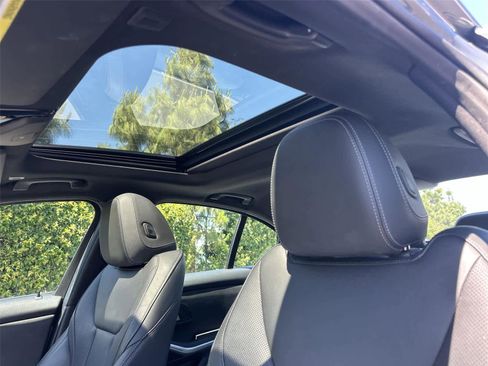 Used 2024 BMW 330e RWD image 42