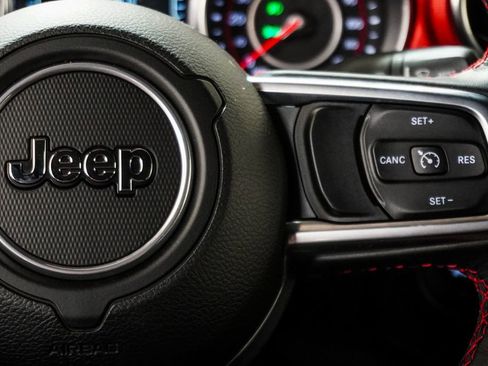 Used 2019 Jeep Wrangler Unlimited Rubicon image 15