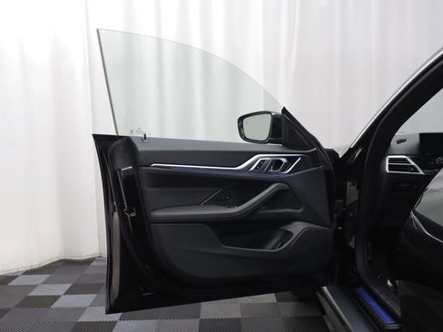 Certified 2025 BMW i4 xDrive40i AWD/4WD image 4