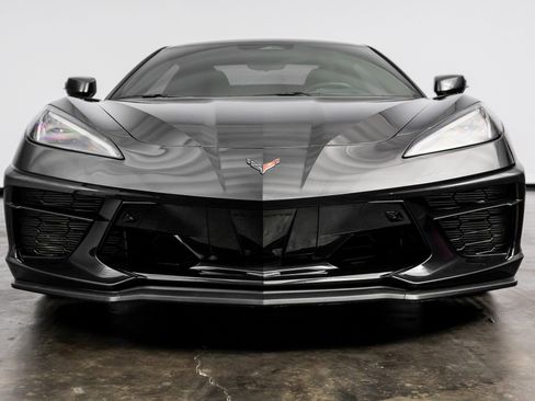 Used 2024 Chevrolet Corvette Stingray Premium Conv w/ Z51 Performance Package image 4