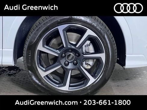 Used 2025 Audi Q3 2.0T Premium Plus w/ Premium Plus Package AWD/4WD image 9