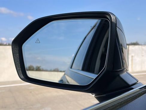 Used 2024 Hyundai Palisade SEL image 18