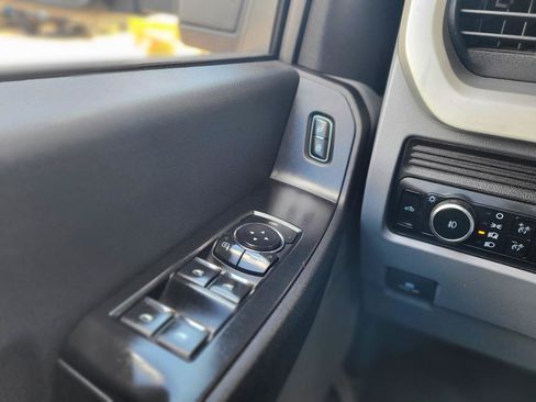 Used 2024 Ford F550 4x4 Crew Cab Super Duty image 10