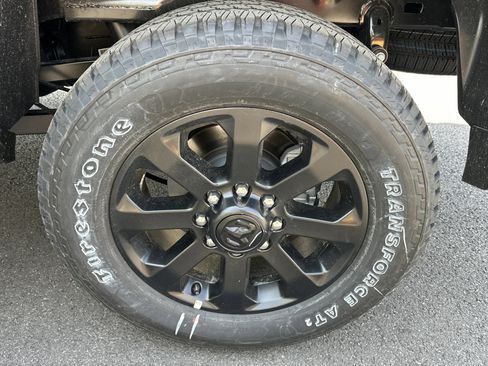 New 2026 RAM 2500 Big Horn AWD/4WD image 32