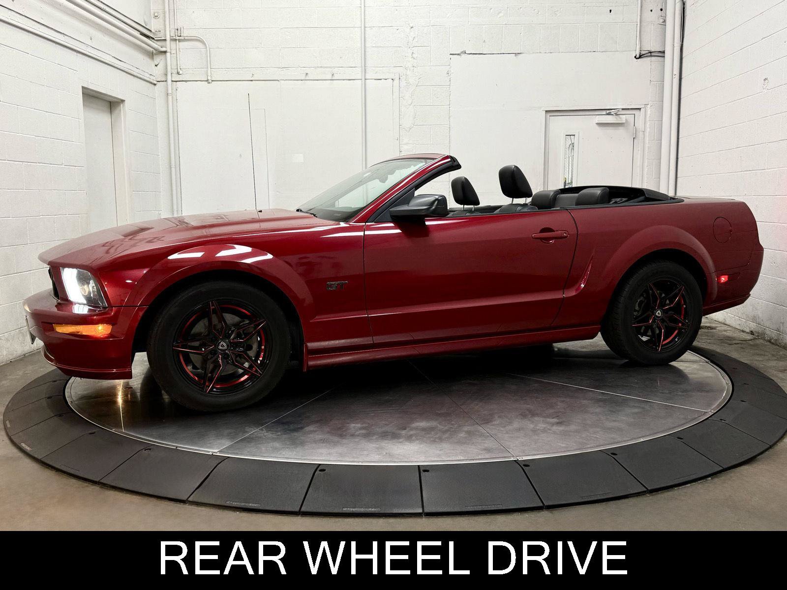 Used 2007 Ford Mustang GT RWD image 4