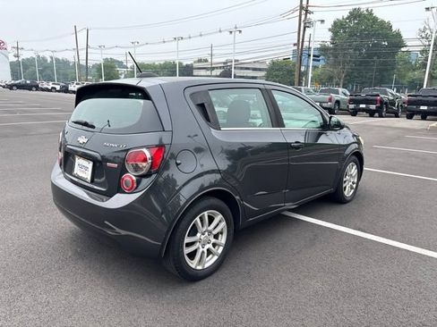 Used 2015 Chevrolet Sonic LT w/ Fun and Sun Package FWD image 10