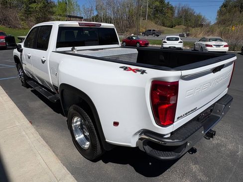 Used 2026 Chevrolet Silverado 3500 LT w/ All Star Edition AWD/4WD image 8