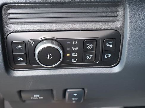 New 2026 Ford F350 Platinum w/ FX4 Off-Road Package image 23