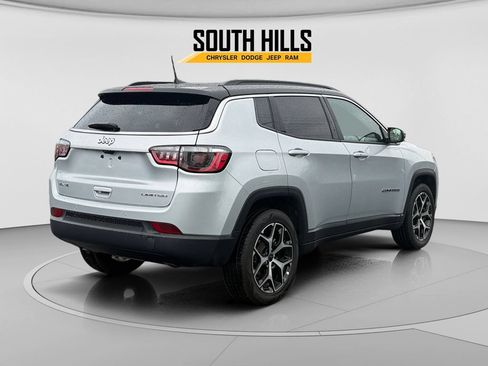 Certified 2025 Jeep Compass Limited AWD/4WD image 5