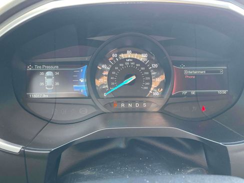 Used 2018 Ford Edge Titanium image 9