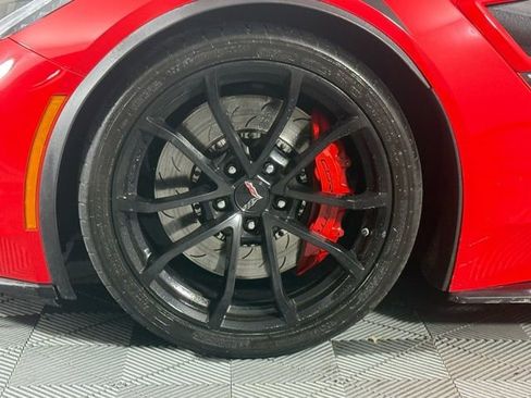 Used 2019 Chevrolet Corvette Grand Sport image 11