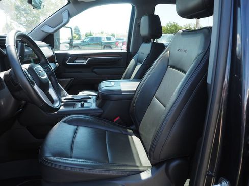 Used 2024 GMC Sierra 2500 Denali w/ Denali Reserve Package AWD/4WD image 13