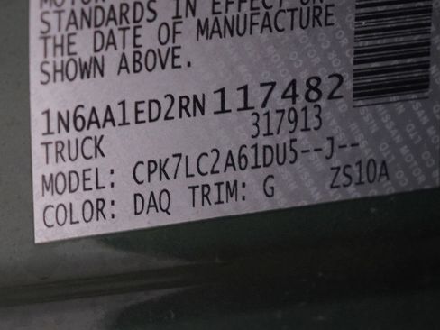 Used 2024 Nissan Titan SV w/ SV Bronze Edition Package AWD/4WD image 29