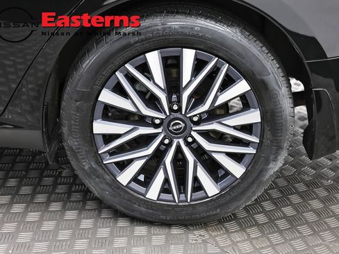 Used 2023 Nissan Altima 2.5 SV FWD image 32