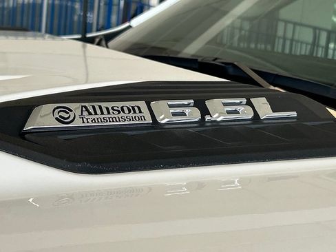 Used 2025 Chevrolet Silverado 2500 LT w/ Convenience Package AWD/4WD image 19