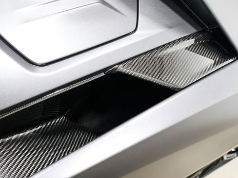 Used 2025 Lamborghini Revuelto image 96