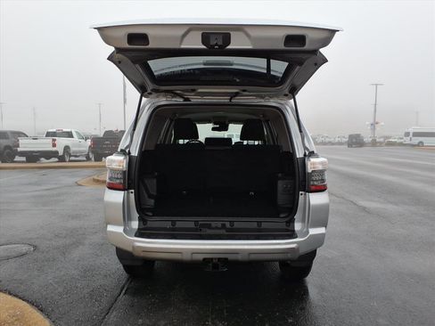 Used 2024 Toyota 4Runner TRD Off-Road image 5