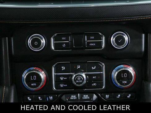 Used 2024 GMC Yukon AT4 AWD/4WD image 21