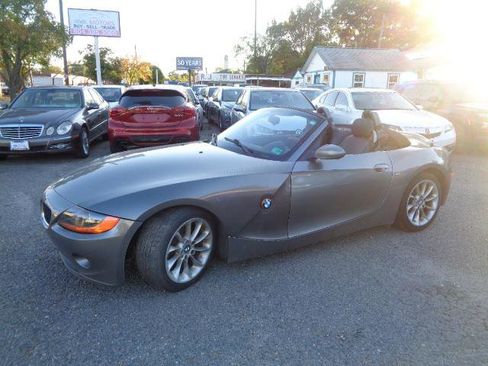 Used 2003 BMW Z4 2.5i image 12