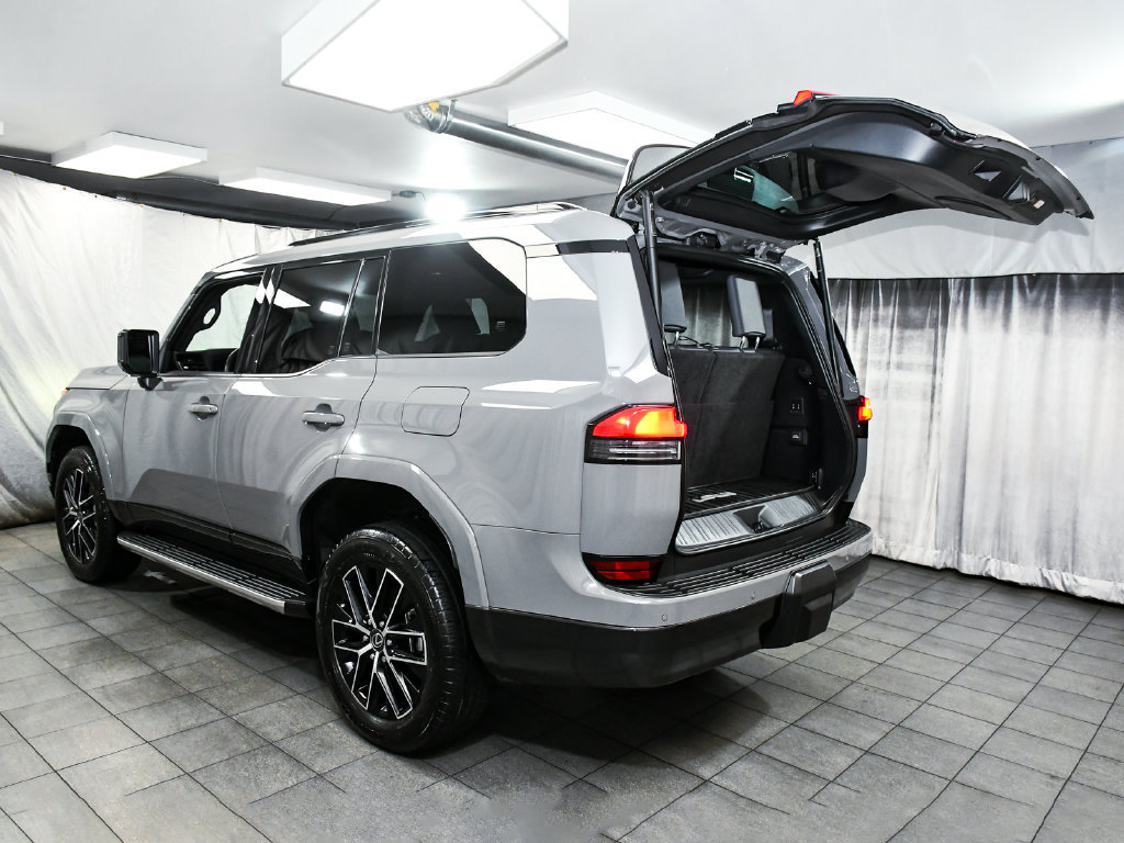 Used 2024 Lexus GX 550 w/ Accessory Package (Z1) AWD/4WD image 69