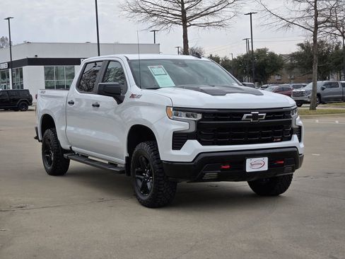 Used 2024 Chevrolet Silverado 1500 LT Trail Boss w/ Protection Package image 3
