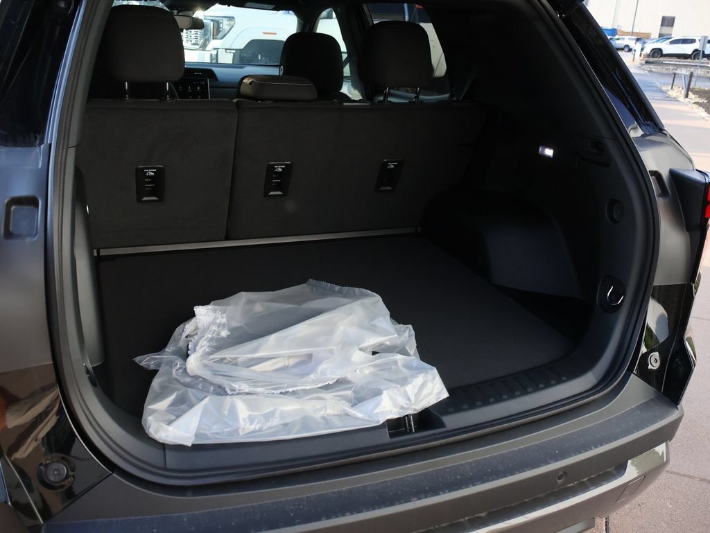 New 2027 GMC Terrain Elevation AWD/4WD image 17