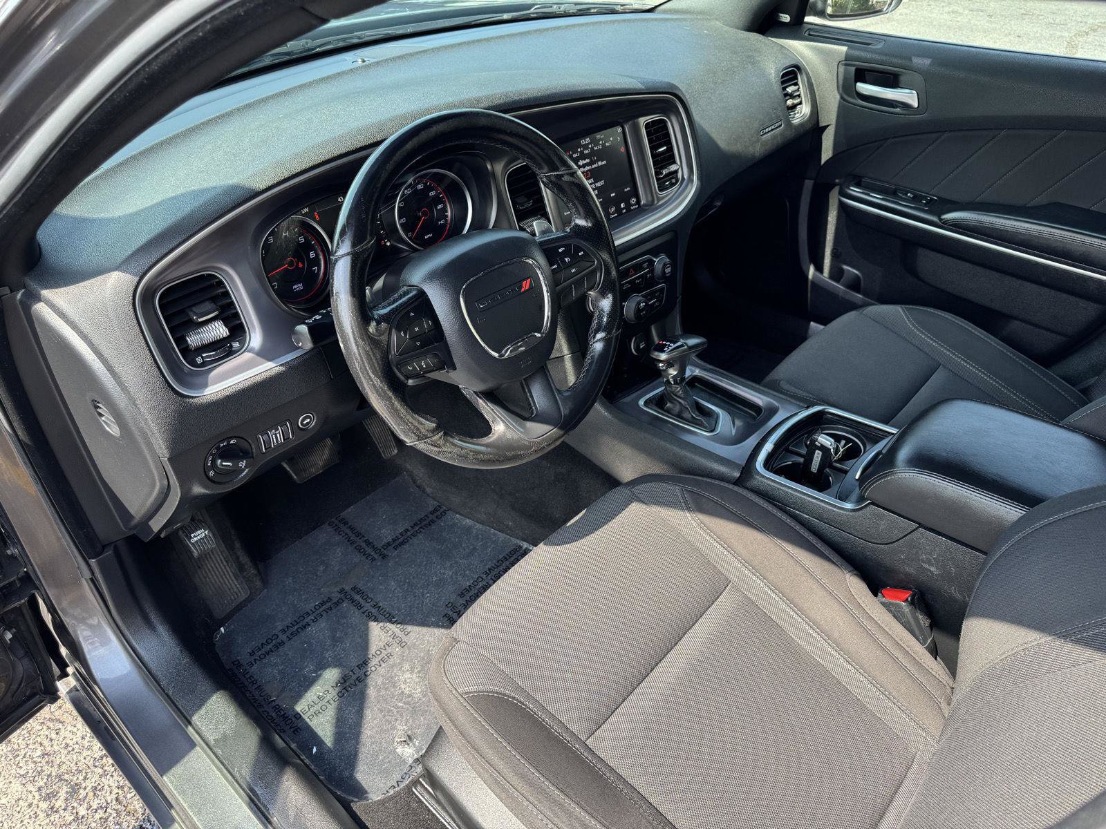 Used 2019 Dodge Charger SXT AWD/4WD image 22