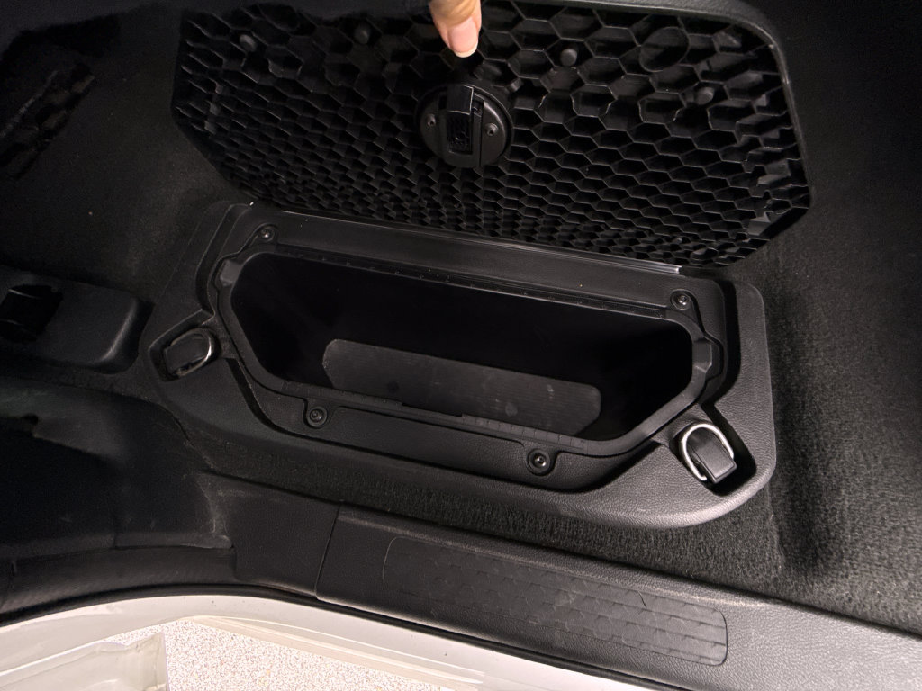 Used 2023 RAM 1500 4x4 Crew Cab image 13
