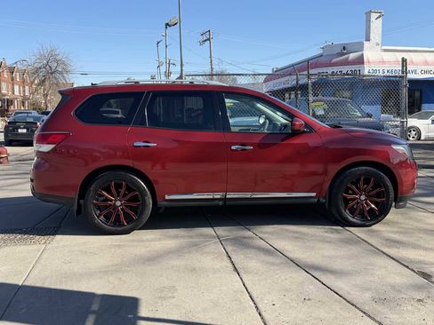 Used 2014 Nissan Pathfinder SL w/ SL Premium Package image 4