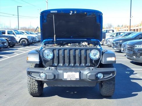Used 2021 Jeep Wrangler Sport image 31
