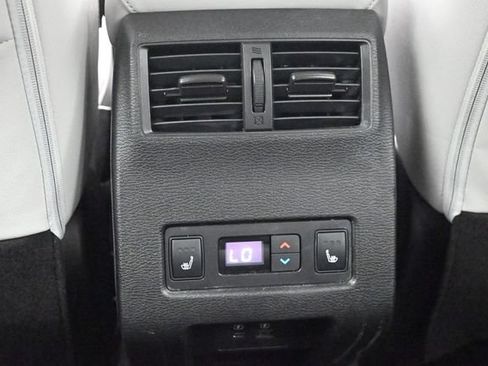 Used 2024 Mitsubishi Outlander SEL Black Edition FWD image 13