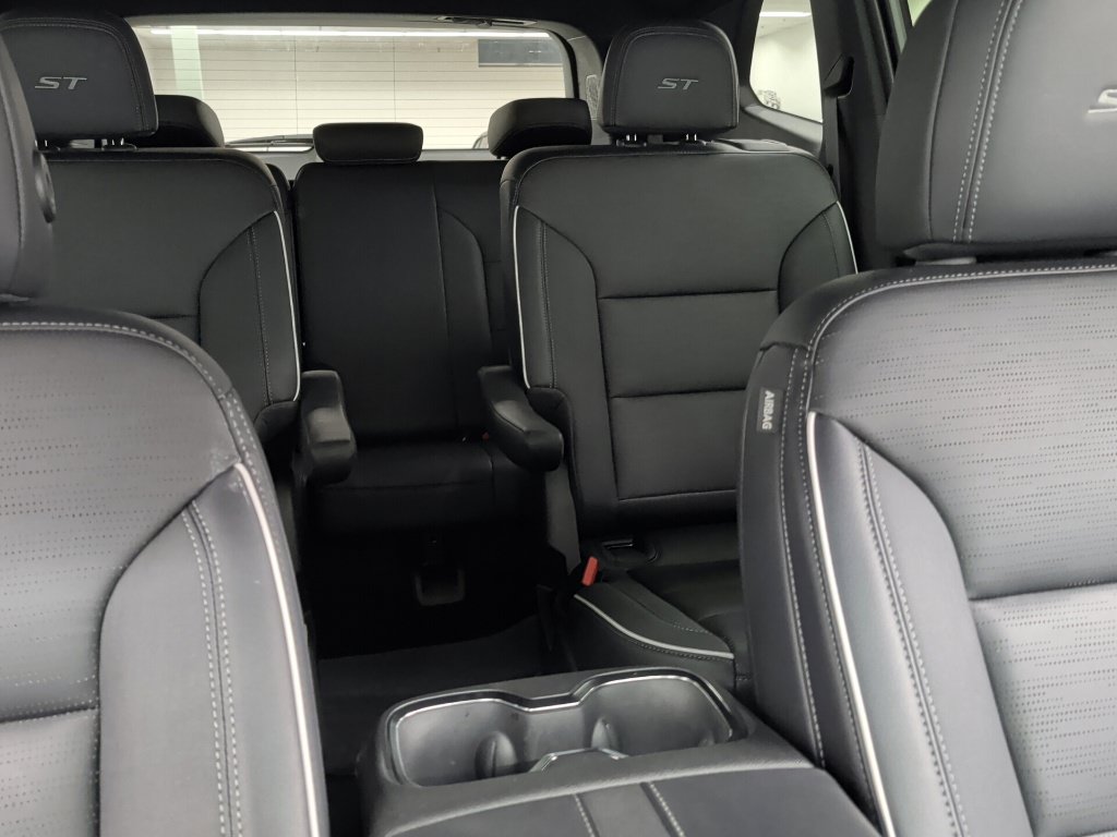 Used 2026 Buick Enclave Sport Touring AWD/4WD image 37