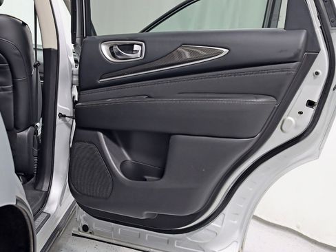 Used 2017 INFINITI QX60 Luxe image 34